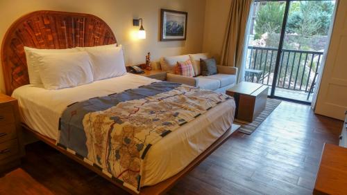 CopperCreekDeluxeStudio2