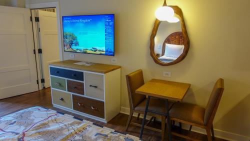 CopperCreekDeluxeStudio3