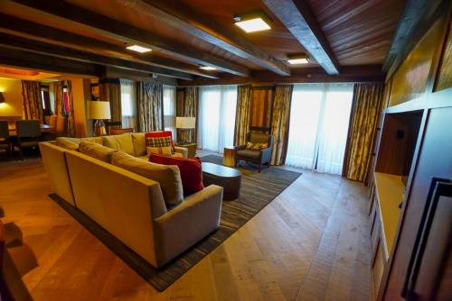 Copper Creek-Grand Villa-12